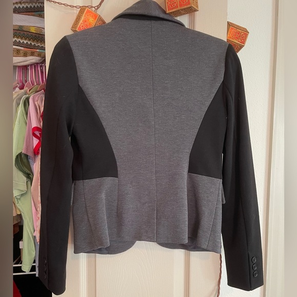 Knit Blazer / Laundry by Shelli Segal / Small Size 4 - Picture 3 of 4